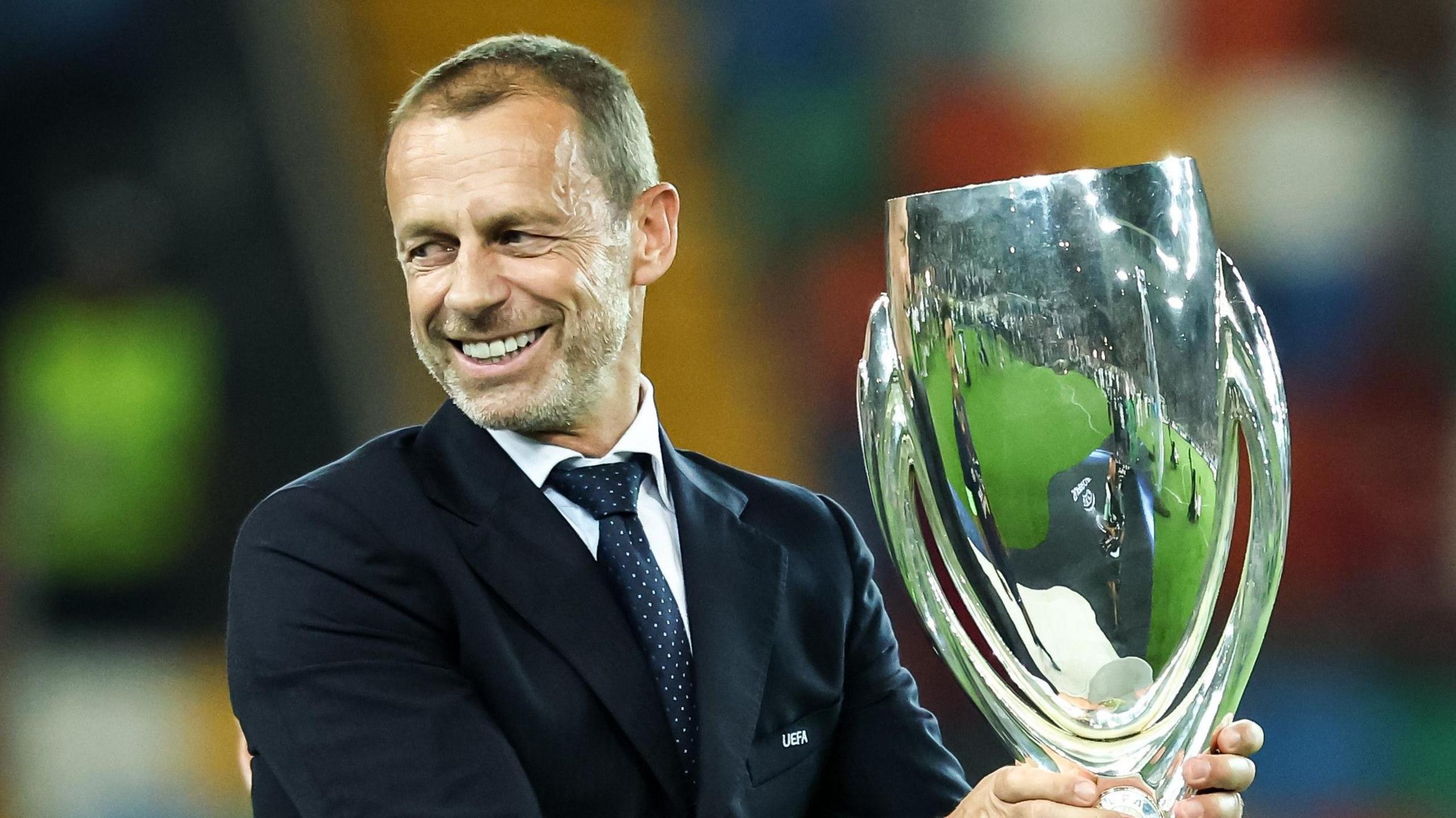 بازی‌های لیگ در خارج از کشور؛ تهدیدی برای ریشه‌های فوتبال اروپا